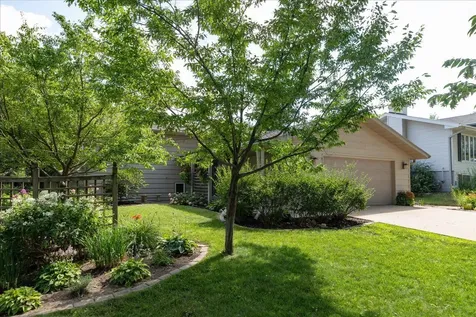 2524 25th Street NW Rochester MN 55901