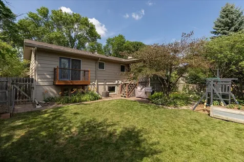 2524 25th Street NW Rochester MN 55901