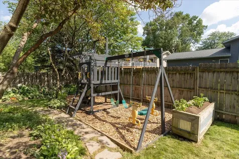 2524 25th Street NW Rochester MN 55901
