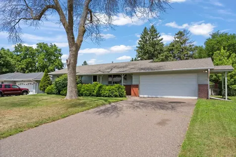 2245 Beam Avenue Maplewood MN 55109