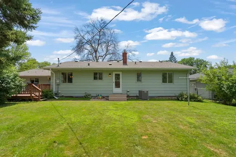 2245 Beam Avenue Maplewood MN 55109