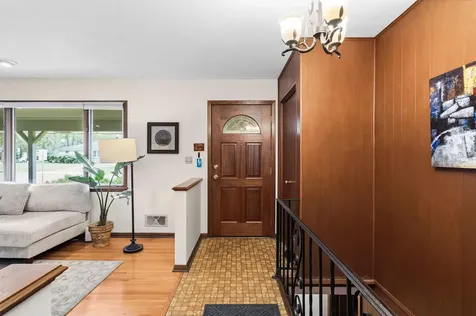 2245 Beam Avenue Maplewood MN 55109