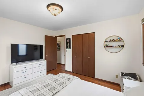 2245 Beam Avenue Maplewood MN 55109