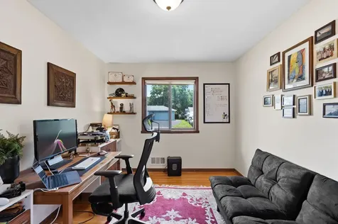 2245 Beam Avenue Maplewood MN 55109
