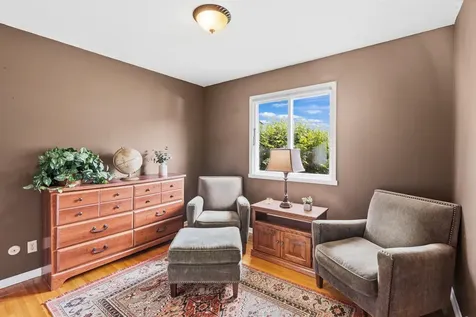 2245 Beam Avenue Maplewood MN 55109
