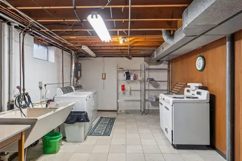 2245 Beam Avenue Maplewood MN 55109