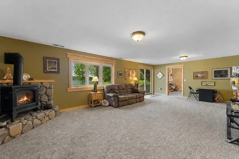25188 Firefly Avenue Wyoming MN 55092