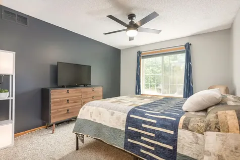 9815 Hamlet Lane S Cottage Grove MN 55016