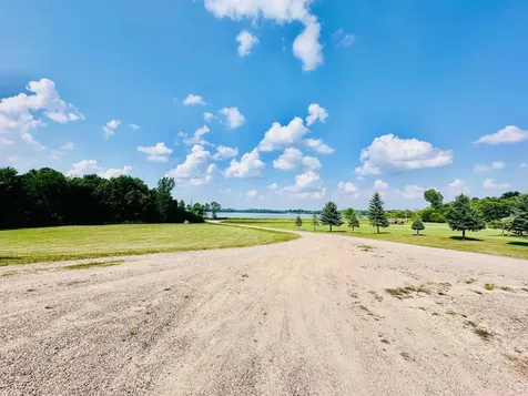 9199 50th Street NW Annandale MN 55302