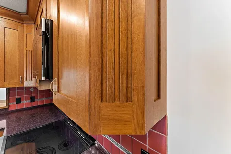 1017 Thomas Avenue S Minneapolis MN 55405