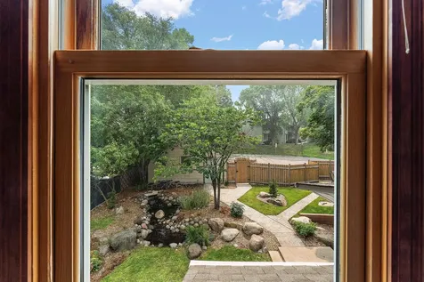 1017 Thomas Avenue S Minneapolis MN 55405
