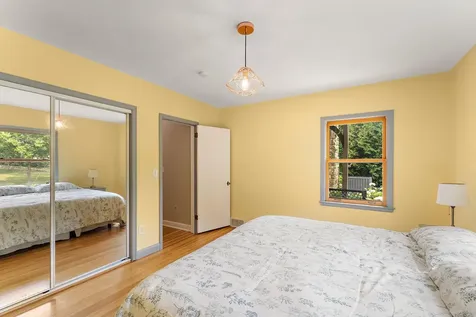 1017 Thomas Avenue S Minneapolis MN 55405