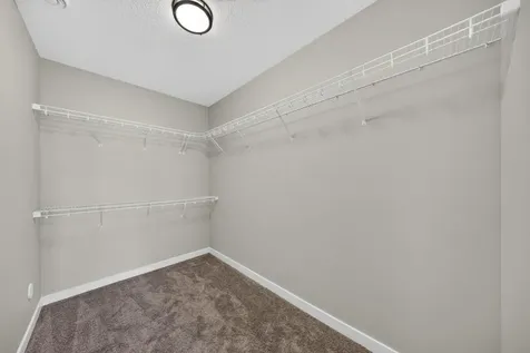 877 Picadilly Lane NW Rochester MN 55901