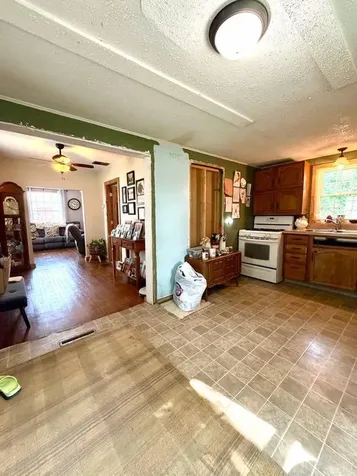 109 Main Avenue S New York Mills MN 56567
