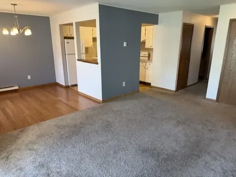 1585 Cohansey Street Saint Paul MN 55117