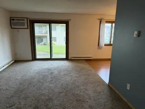 1585 Cohansey Street Saint Paul MN 55117