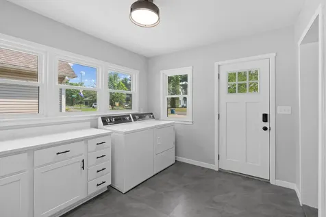 68 6th Street NW Forest Lake MN 55025
