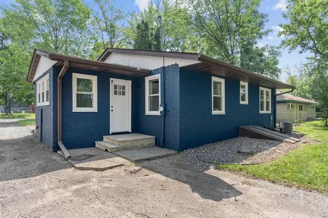 68 6th Street NW Forest Lake MN 55025