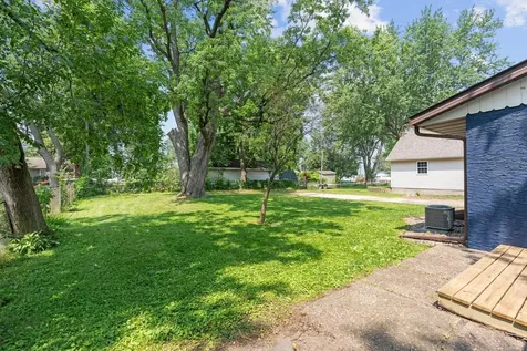 68 6th Street NW Forest Lake MN 55025
