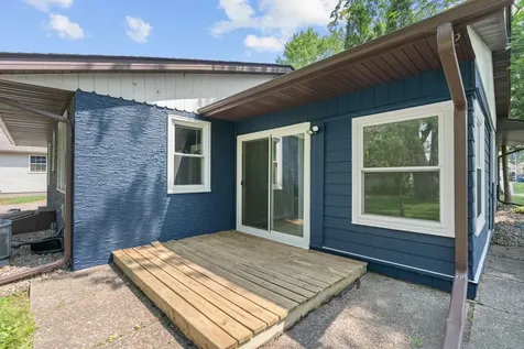 68 6th Street NW Forest Lake MN 55025