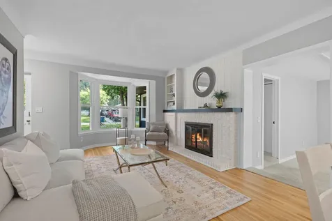 68 6th Street NW Forest Lake MN 55025