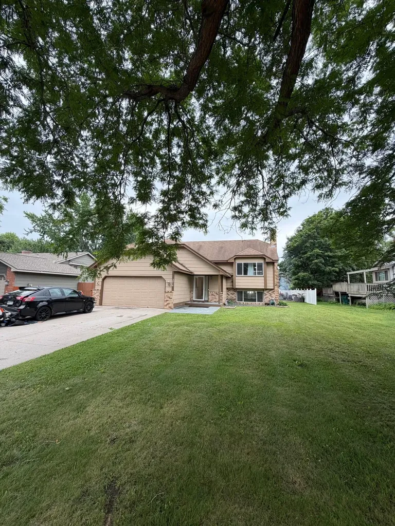 3814 97th Lane NE Circle Pines MN 55014