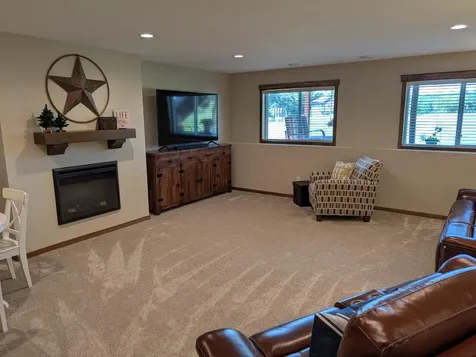 20018 Grouse Street NW Oak Grove MN 55011