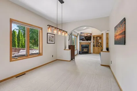 8973 Windsor Terrace Brooklyn Park MN 55443