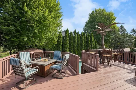 8973 Windsor Terrace Brooklyn Park MN 55443