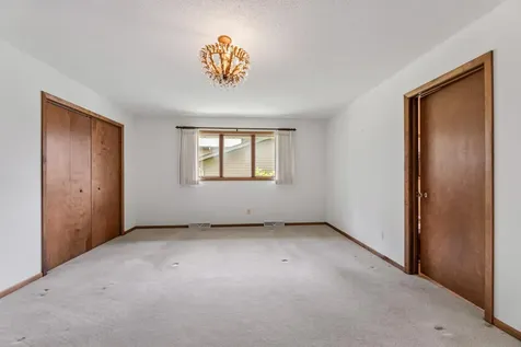 104 5th Avenue NW Spring Grove MN 55974