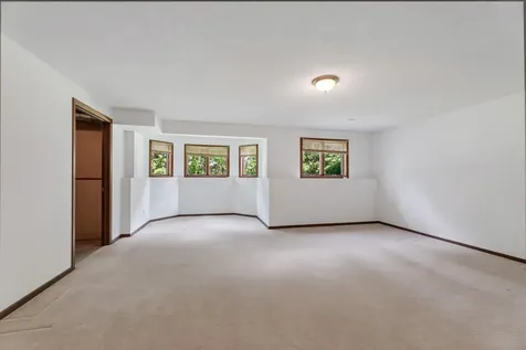 104 5th Avenue NW Spring Grove MN 55974