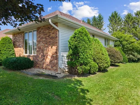 104 5th Avenue NW Spring Grove MN 55974