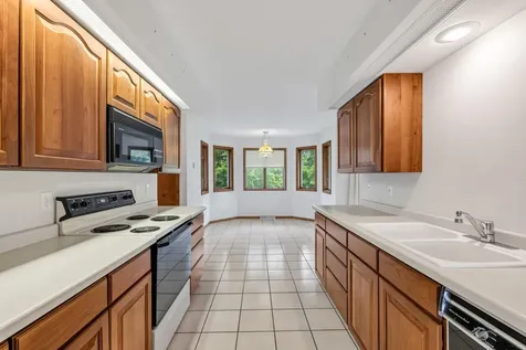 104 5th Avenue NW Spring Grove MN 55974