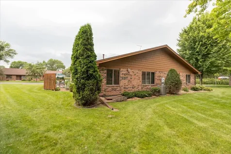 2205 Baihly Court SW Rochester MN 55902