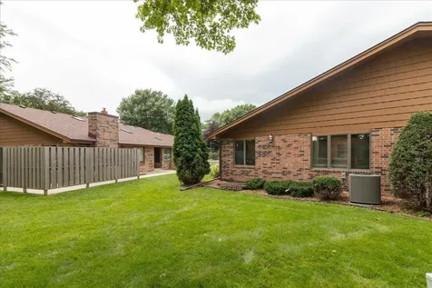 2205 Baihly Court SW Rochester MN 55902
