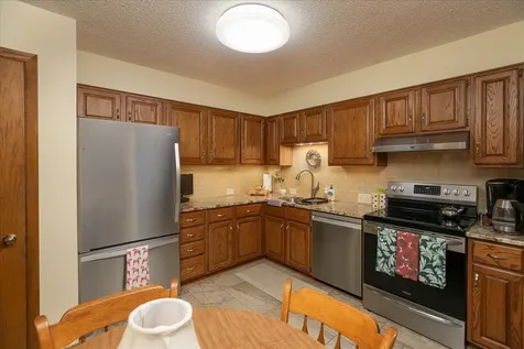 2205 Baihly Court SW Rochester MN 55902