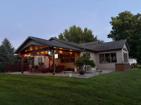 93529 500th Avenue Windom MN 56101