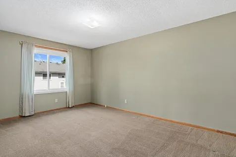 1314 Deercliff Lane Eagan MN 55123