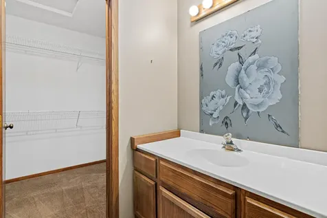 1314 Deercliff Lane Eagan MN 55123