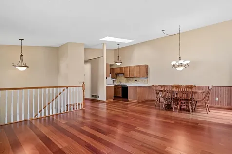1314 Deercliff Lane Eagan MN 55123