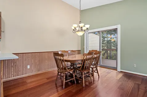 1314 Deercliff Lane Eagan MN 55123