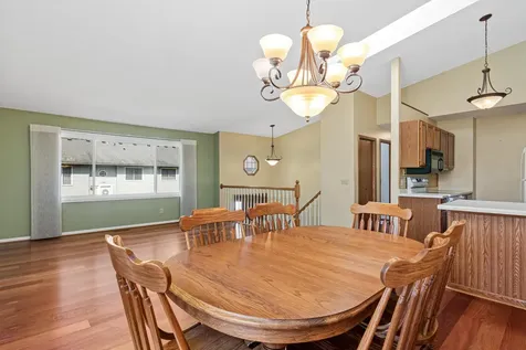 1314 Deercliff Lane Eagan MN 55123
