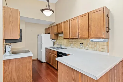 1314 Deercliff Lane Eagan MN 55123