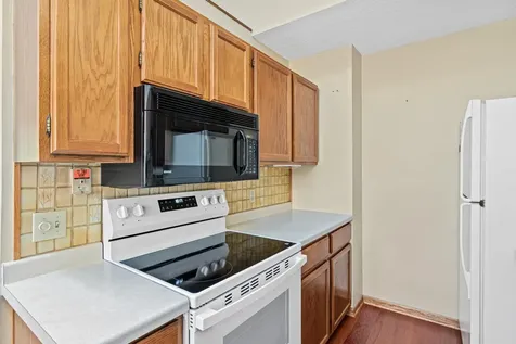 1314 Deercliff Lane Eagan MN 55123