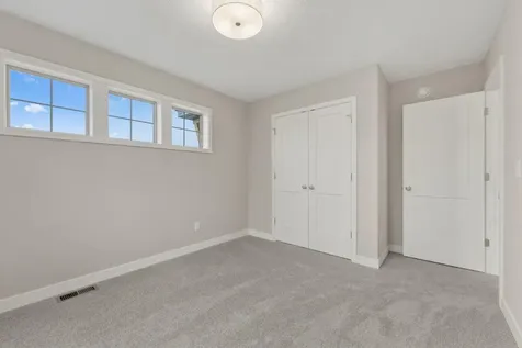17994 Hidden Creek Trail Lakeville MN 55044