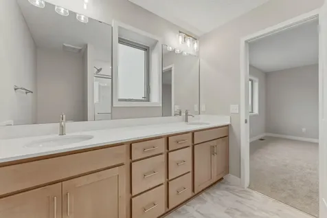 17994 Hidden Creek Trail Lakeville MN 55044