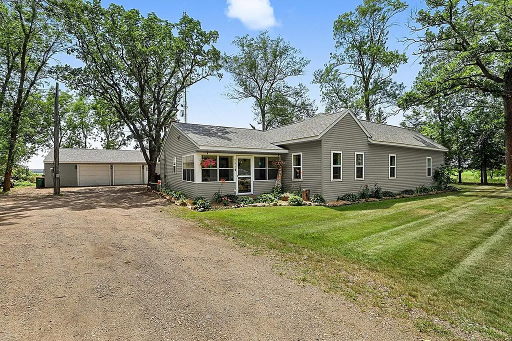 245 W Centre Street Royalton MN 56373
