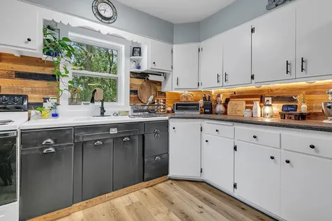 245 W Centre Street Royalton MN 56373