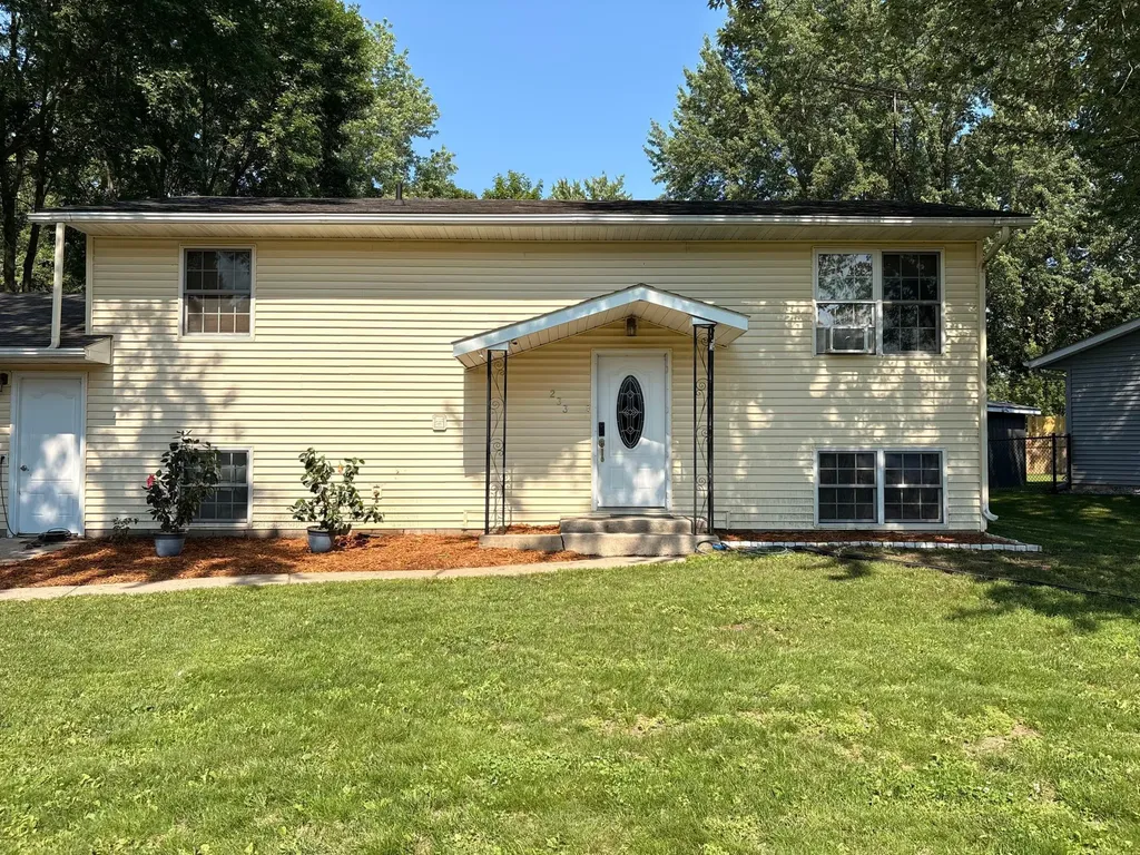 233 Maple Drive Foley MN 56329