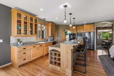 5216 102nd Trail N Brooklyn Park MN 55443